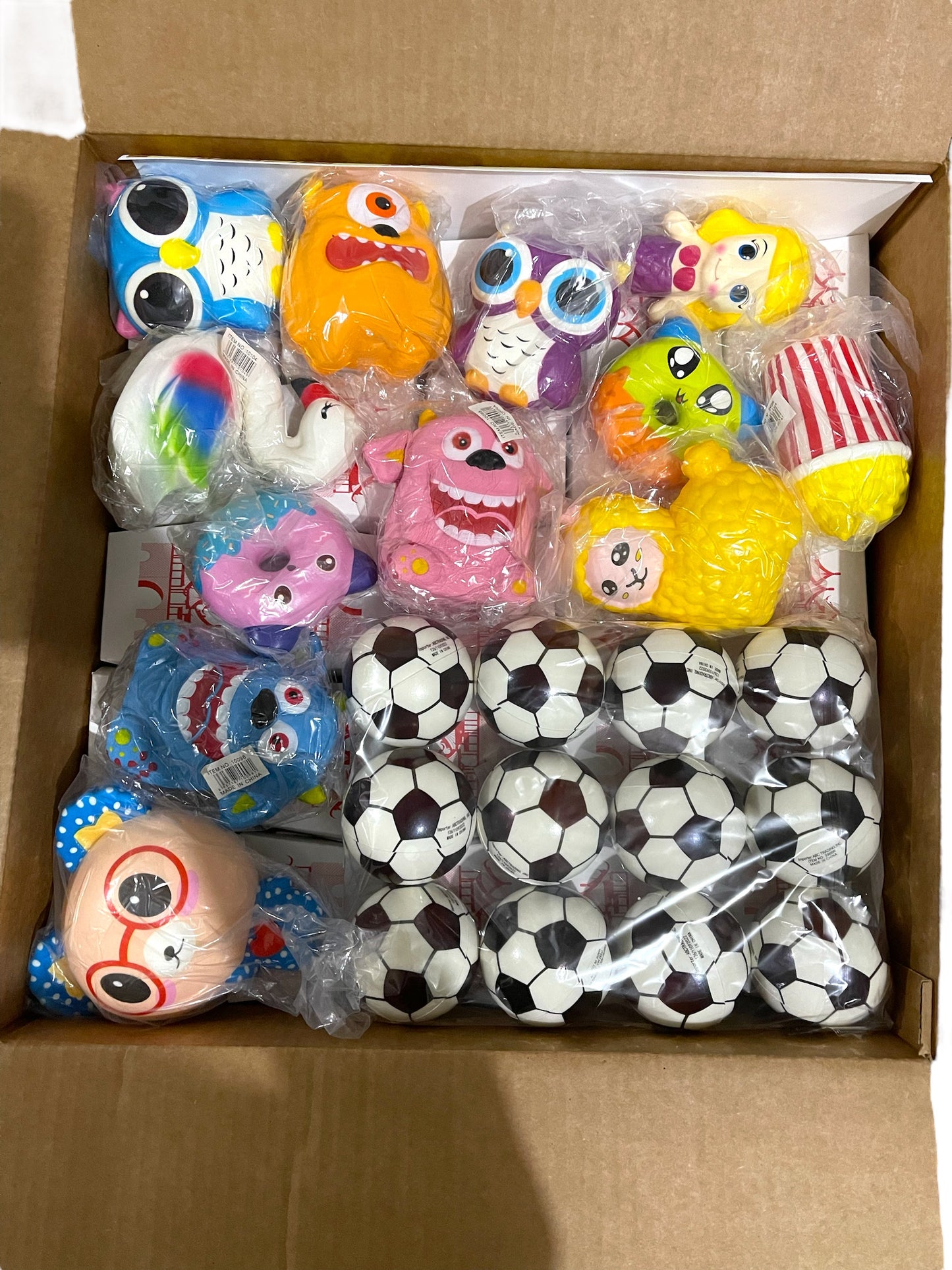 Chinese Mystery Box Crane Machine Mix